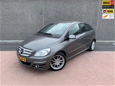 Mercedes-Benz B-klasse - 160 BlueEFFICIENCY | 6 MND BOVAG-GARANTIE | APK BIJ AFLEVERING | AFLEVERBEU