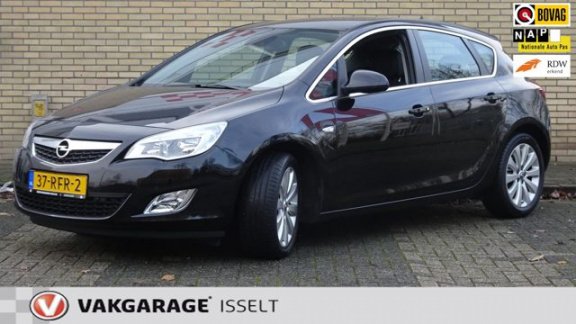 Opel Astra - 1.6 Cosmo |NL auto|Half leder|LM velgen|Nette auto - 1