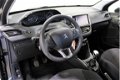 Peugeot 208 - 1.2 PureTech 110pk Allure | App Connect Navi | 01-2019 | Clima | Cruise | - 1 - Thumbnail