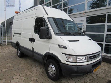 Iveco Daily - 35S12V Euro 3 + Interpump 20L/min HD Unit - 1