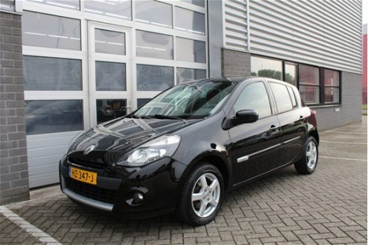 Renault Clio - 1.2 Collection Airco 5 Deurs Zuinig - 1