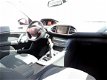 Peugeot 308 - 1.2 e-THP Premium (Panodak, LED, navi, camera) - 1 - Thumbnail