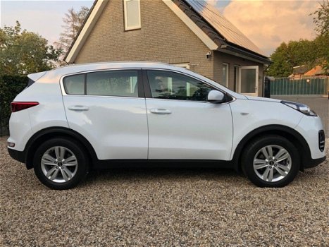 Kia Sportage - 1.7 CRDI DynamicLine Navigatie & Camera - 1