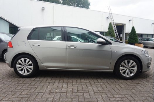 Volkswagen Golf - 1.0 TSI 115pk Comfortline 5drs | Navi | Climate | Cruise | Pdc - 1