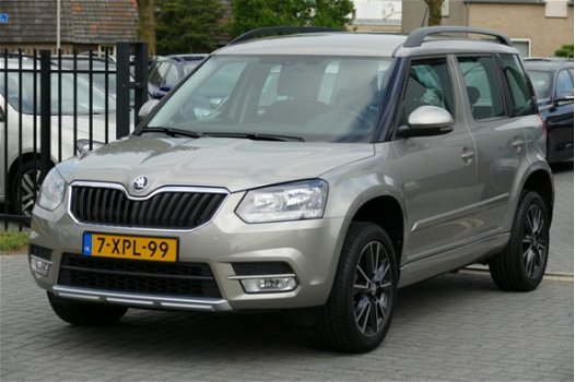 Skoda Yeti - 1.2 TSI Ambition ORG NL 2015 35.782KM Trekhaak, Clima, Cruise, 17