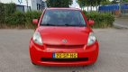 Daihatsu Sirion - 1.0 5d, E 500 Sloop Premie Zondag Open - 1 - Thumbnail