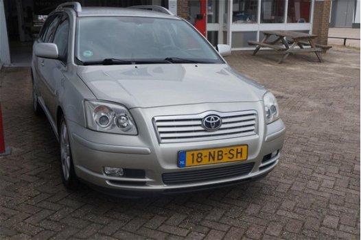 Toyota Avensis Wagon - 2.0 16V VVT-I Leder / cruise control - 1