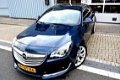 Opel Insignia - 2.0D Bi-Turbo Cosmo 4x4 AUT OPC Line BOM VOL - 1 - Thumbnail