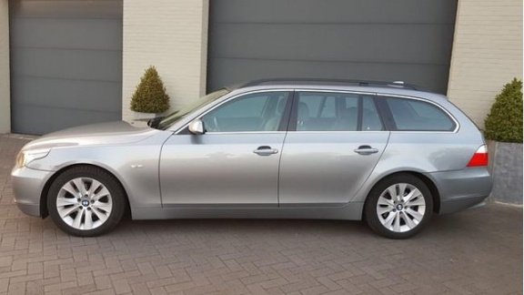 BMW 5-serie Touring - 525d Executive Gegarandeerde KM stand - 1