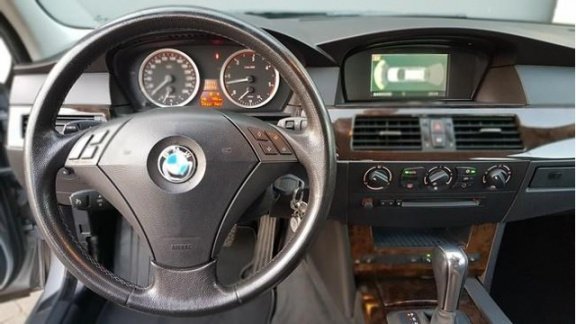BMW 5-serie Touring - 525d Executive Gegarandeerde KM stand - 1