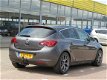 Opel Astra - 1.6 Turbo Cosmo TREKHAAK / XENON / VOLLEDIG LEER - 1 - Thumbnail