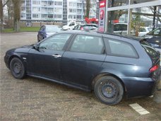 Alfa Romeo 156 Sportwagon - 2.0 JTS Distinctive