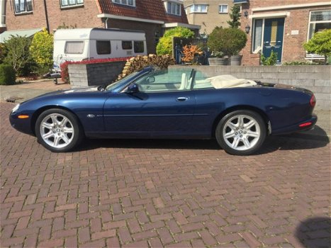 Jaguar XK8 - 4.0 V8 Convertible - 1