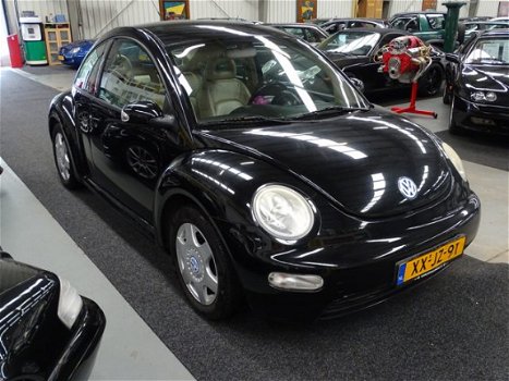 Volkswagen New Beetle - 2.0 Highline Airco Nap Stuurbekrachtiging - 1