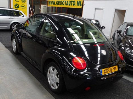 Volkswagen New Beetle - 2.0 Highline Airco Nap Stuurbekrachtiging - 1