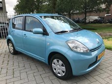 Daihatsu Sirion 2 - 1.0-12V Trend