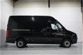 Volkswagen Crafter - 2.0 TDI 136 pk L2H2 Airco, Elek. Pakket, PDC V+A, Trekhaak - 1 - Thumbnail