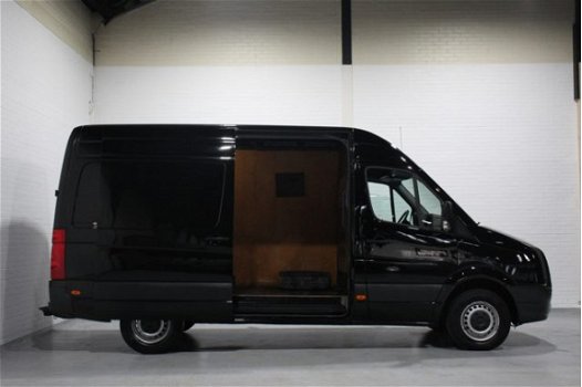 Volkswagen Crafter - 2.0 TDI 136 pk L2H2 Airco, Elek. Pakket, PDC V+A, Trekhaak - 1