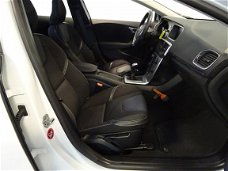 Volvo V40 - 2.0 D2 120PK Nordic+ | BLIS | DAB+ | 62 ltr. brandstoftank