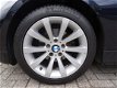 BMW 3-serie Touring - 318i High Executive, M-uitvoering, Leer, NAV groot, Trekh, Xenon, Carbonzwart - 1 - Thumbnail