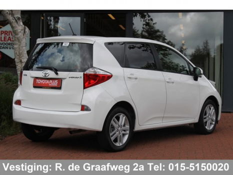 Toyota Verso S - 1.3 VVT-i Dynamic Pack | Navigatie | Panoramadak | Parkeerhulpcamera | Bluetooth - 1