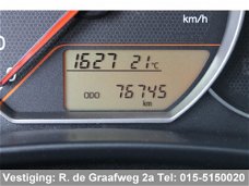 Toyota Verso S - 1.3 VVT-i Dynamic Pack | Navigatie | Panoramadak | Parkeerhulpcamera | Bluetooth