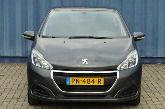 Peugeot 208 - 1.2 Puretech 82pk Active |Navigaite|Airco|Trekhaak|Centr vergr| - 1