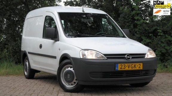 Opel Combo - 1.3 CDTi Comfort - 172.000km - Trekhaak - BTW auto - Inruil mogelijk - 1