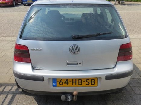 Volkswagen Golf - 2.0 Trendline nieuwe apk - 1