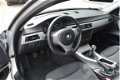BMW 3-serie - 320i | Climate Control | PDC | 17 Inch LM Velgen OOK ZONDAG 19 JANUARI OPEN - 1 - Thumbnail