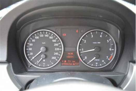 BMW 3-serie - 320i | Climate Control | PDC | 17 Inch LM Velgen OOK ZONDAG 19 JANUARI OPEN - 1