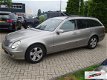 Mercedes-Benz E-klasse Combi - E220 2004 Youngtimer 6-bak - 1 - Thumbnail