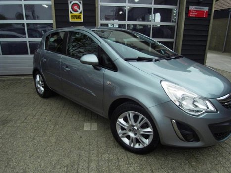 Opel Corsa - 1.2-16V Cosmo automaat - 1