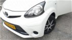 Toyota Aygo - 1.0 VVT-i Access Airco/Elek pakk/Nw APK/Garantie - 1 - Thumbnail
