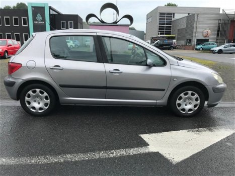 Peugeot 307 - 1.4 XT *APK*AIRCO - 1