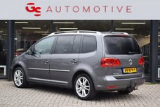 Volkswagen Touran - 1.2 TSI Highline BlueMotion 105PK met navi, pdc, lmv, bt telefoon, camera e nw a