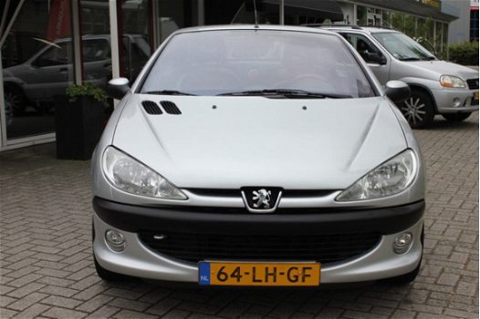 Peugeot 206 CC - 1.6-16V | airco | cruise | el kap | leer | - 1