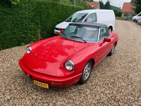 Alfa Romeo Spider - 1.6 Pininfarina - 1