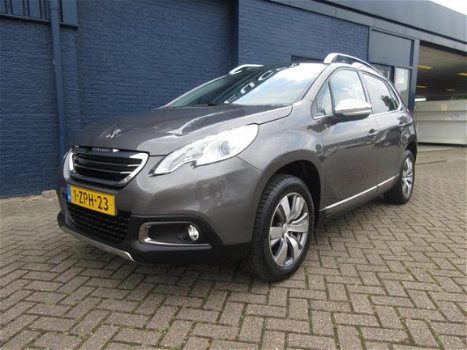 Peugeot 2008 - 1.2 PureTech Allure - 1