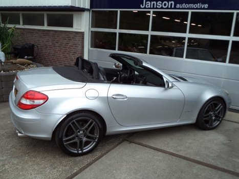 Mercedes-Benz SLK-klasse - 200 K. Nieuwstaat, leder. audio, AMG velgen, Bi-Xenon, PDC, Cruise contro - 1