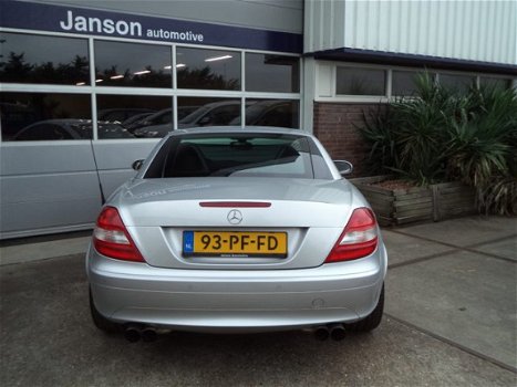 Mercedes-Benz SLK-klasse - 200 K. Nieuwstaat, leder. audio, AMG velgen, Bi-Xenon, PDC, Cruise contro - 1