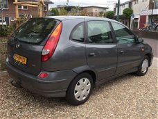 Nissan Almera - 2.2 dCi Acenta