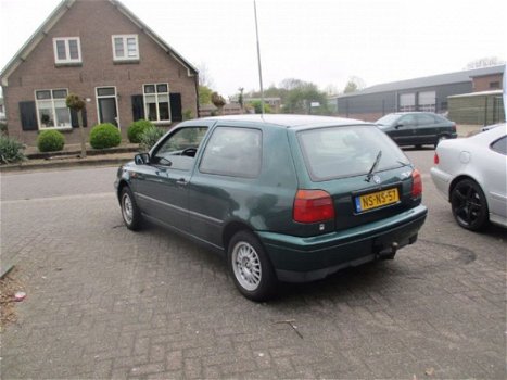 Volkswagen Golf - 1.6 Atlanta Sport - 1