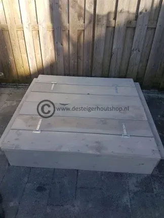 Zandbak met vaste deksels, tevens bankjes - Afbeelding 3