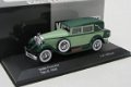 1:43 Whitebox 1930 Isotta Fraschini Tipo 8 green - 1 - Thumbnail