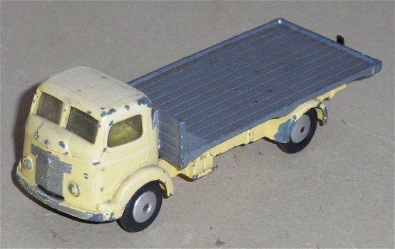 oude Corgi Toys 454 Commer 5 Ton platform Truck - 0