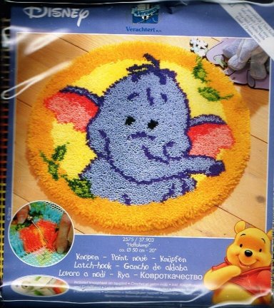 DISNEY KNOOPPAKKET KLEEDJE (SMYRNA) HEFFALUMP OP=OP - nr. 1