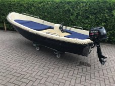 Wiedesloep 431 met Suzuki 6 PK 4 Takt