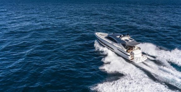 Riviera 4800 Sport Yacht Series II Platinum Edition - 4