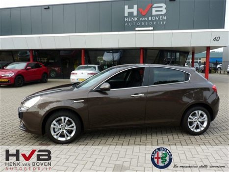 Alfa Romeo Giulietta - 1.6 JTDm Exclusive - 1